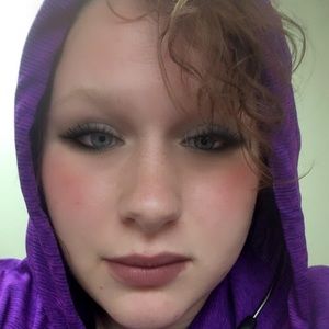 Meet your Posher, Agnes